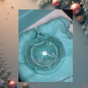 ✨ Tiffany & Co. Heritage Etched Crystal Glass Ornament  – Rare
